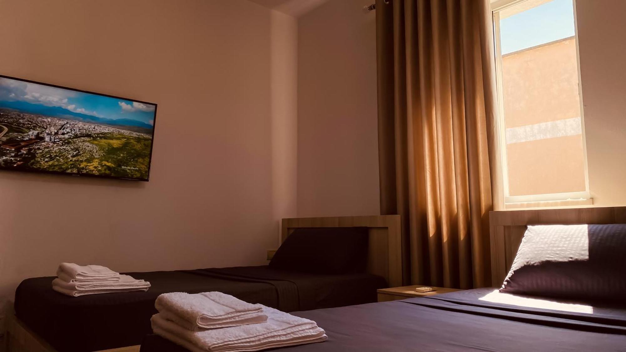 Northgate Apart-Villa Shkodër エクステリア 写真